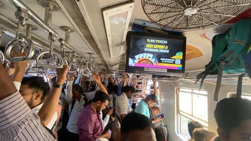 In-Transit Screens